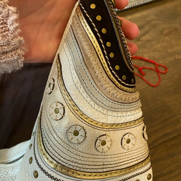 Coach Stitched Studded Leather Bag G063-10478 - Picture 5 of 9